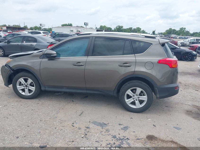 2013 TOYOTA RAV4 XLE - 2T3WFREV7DW022547