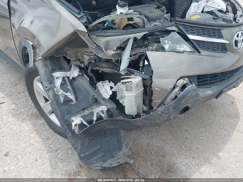 2013 TOYOTA RAV4 XLE - 2T3WFREV7DW022547