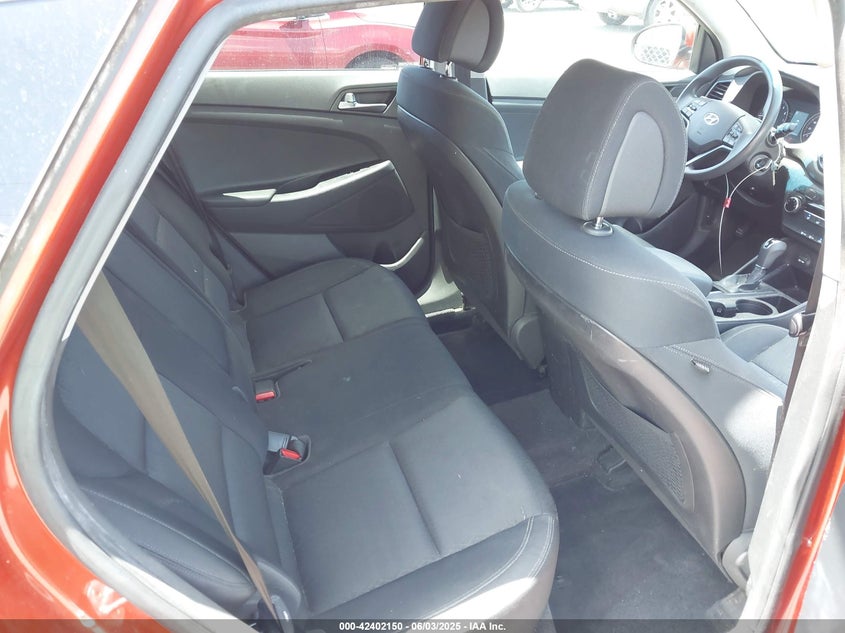 2016 HYUNDAI TUCSON SE - KM8J33A44GU025545