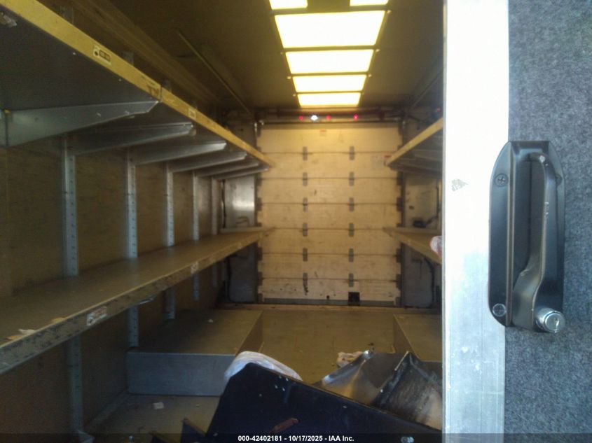 2019 Ford E-450 Stripped VIN: 1FC3E4K67KDC17600 Lot: 42402181