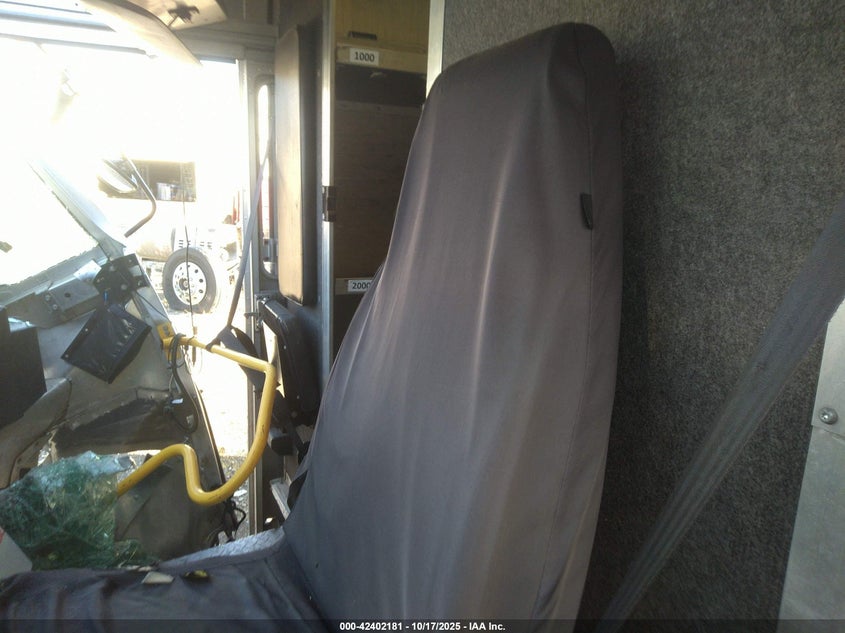 2019 Ford E-450 Stripped VIN: 1FC3E4K67KDC17600 Lot: 42402181