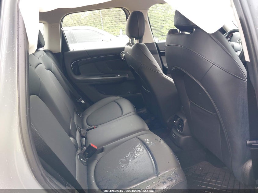 2020 MINI COOPER VIN: WMZYX1C08L3L66257