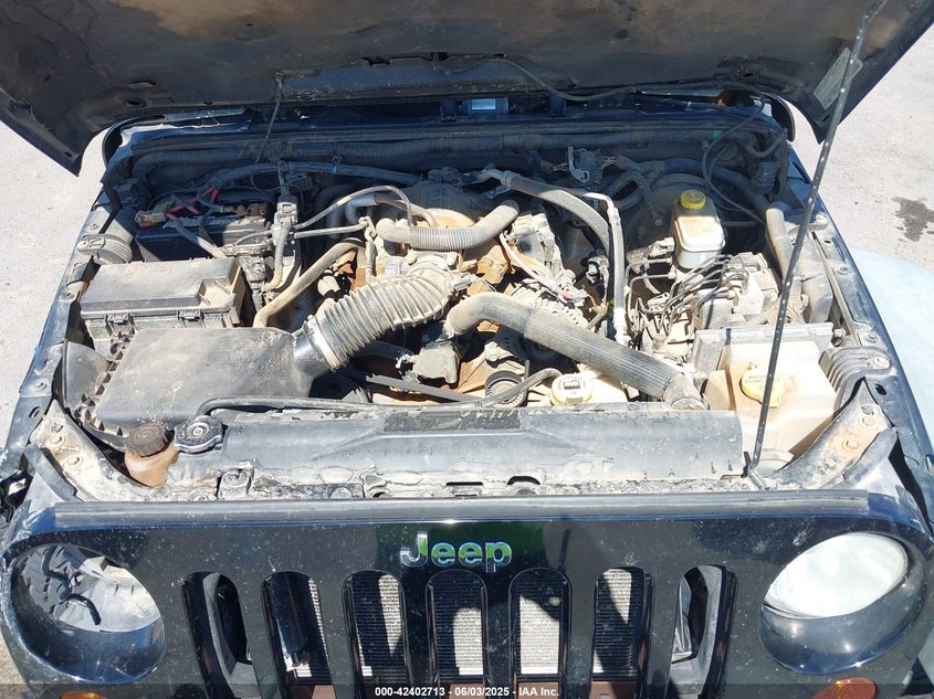 2011 JEEP WRANGLER UNLIMITED VIN: 1J4HA6H11BL641492