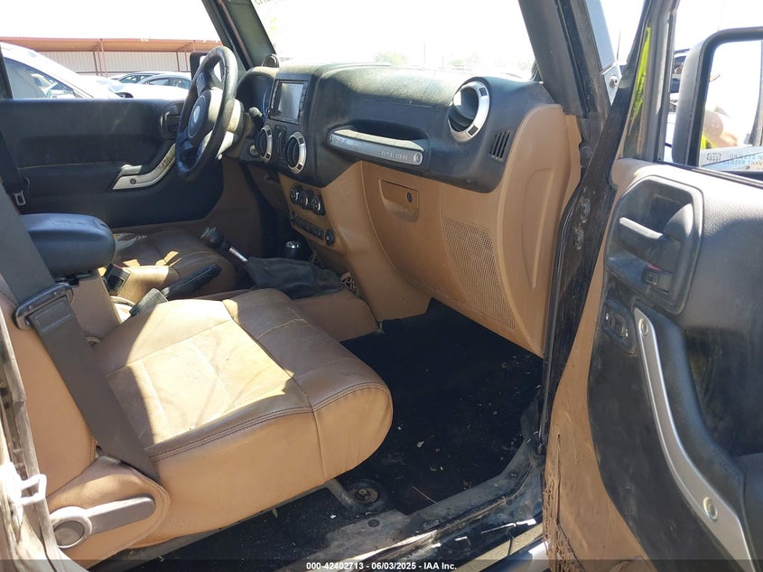 2011 JEEP WRANGLER UNLIMITED VIN: 1J4HA6H11BL641492