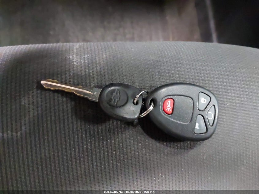 2011 CHEVROLET HHR VIN: 3GNBABFW8BS582753