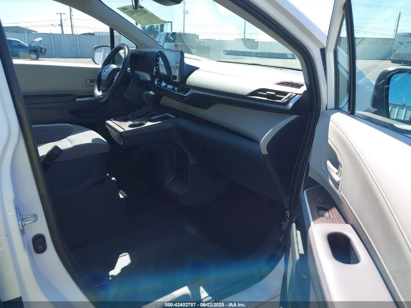 2023 Toyota Sienna - 5TDKSKFC7PS086866