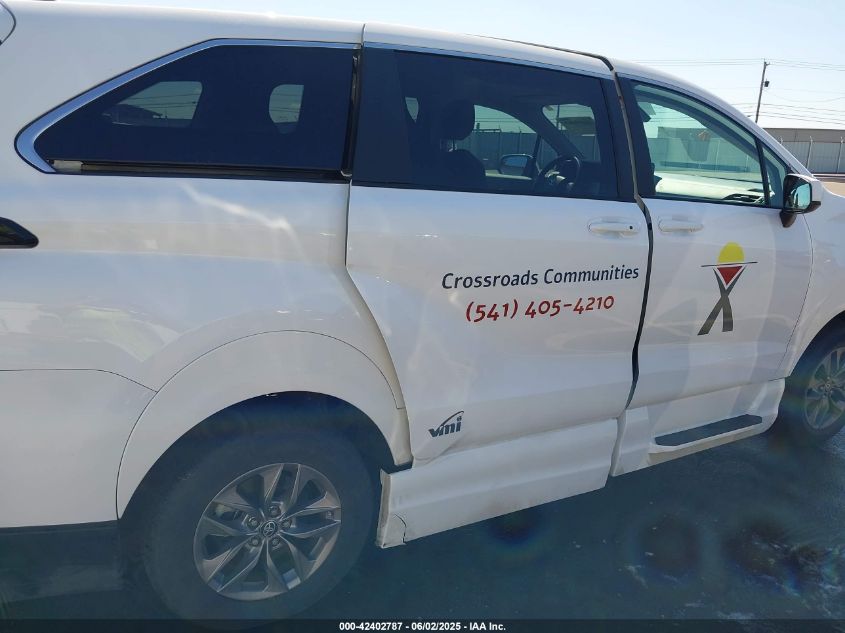 2023 Toyota Sienna - 5TDKSKFC7PS086866