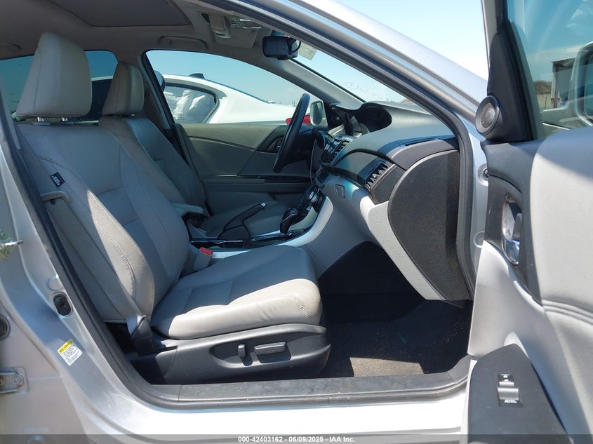 2014 HONDA ACCORD VIN: 1HGCR2F86EA149186
