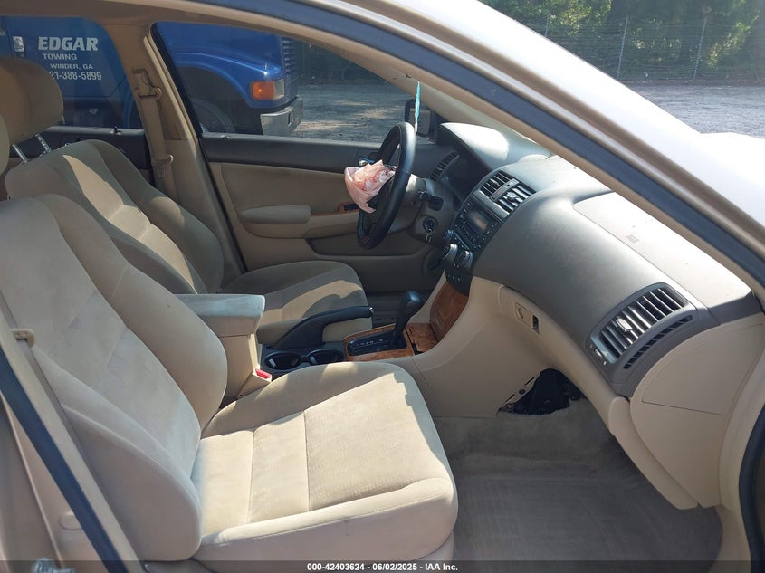1HGCM56775A157045 2005 HONDA ACCORD photo no. 5