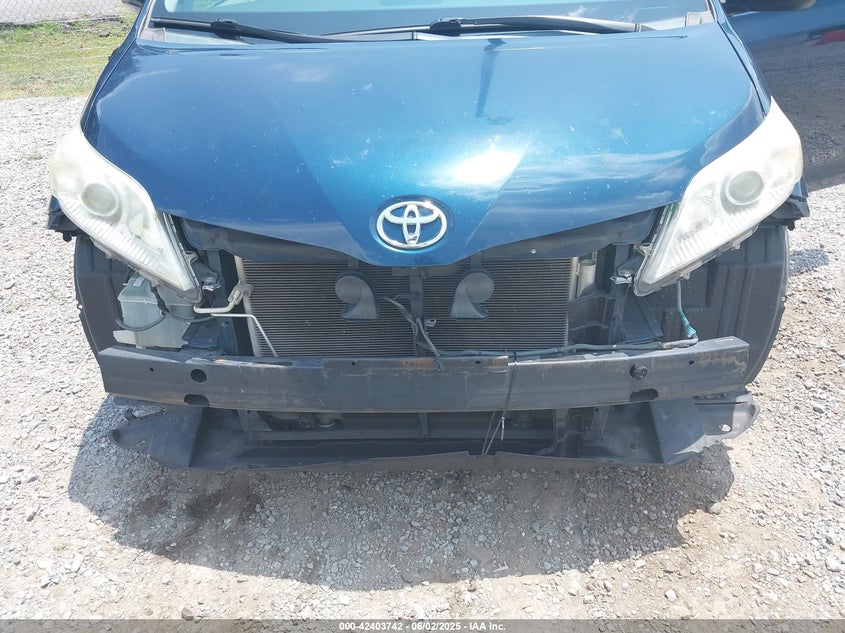 2011 Toyota Sienna Le V6 VIN: 5TDKK3DC9BS032339 Lot: 42403742