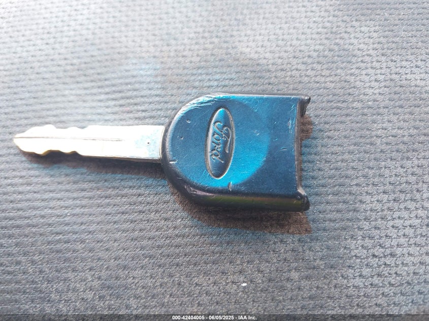 2013 FORD F150 VIN: 1FTMF1CMXDKG28081