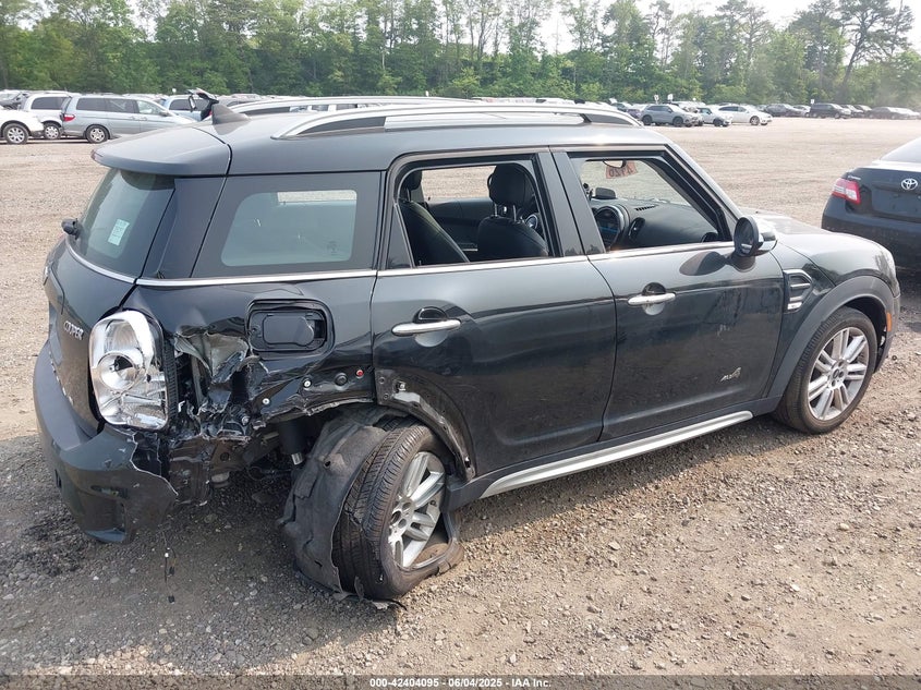 2017 MINI COUNTRYMAN COOPER - WMZYV5C35H3E01693