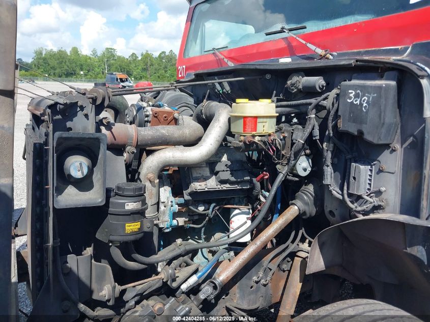 2001 International 4000 4700 VIN: 1HTSCAAM61H335874 Lot: 42404285