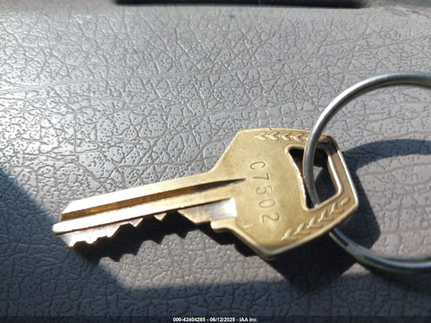 2001 International 4000 4700 VIN: 1HTSCAAM61H335874 Lot: 42404285