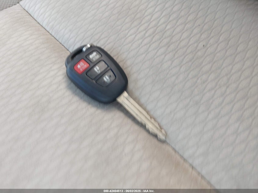 2016 TOYOTA COROLLA LE - 2T1BURHE3GC595427