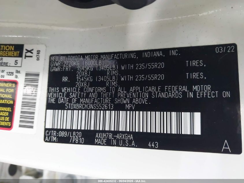 2022 Toyota Highlander - 5TDXBRCH3NS552613