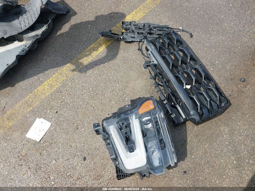 2024 Chevrolet Silverado 1500 4Wd Short Bed Zr2 VIN: 3GCUDHEL6RG204088 Lot: 42406023