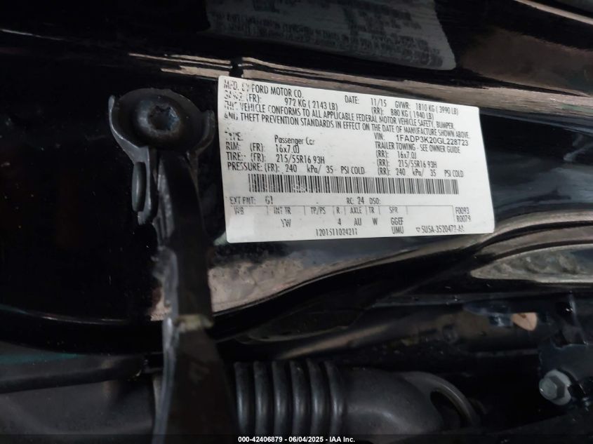 2016 Ford Focus Se VIN: 1FADP3K20GL228723 Lot: 42406879