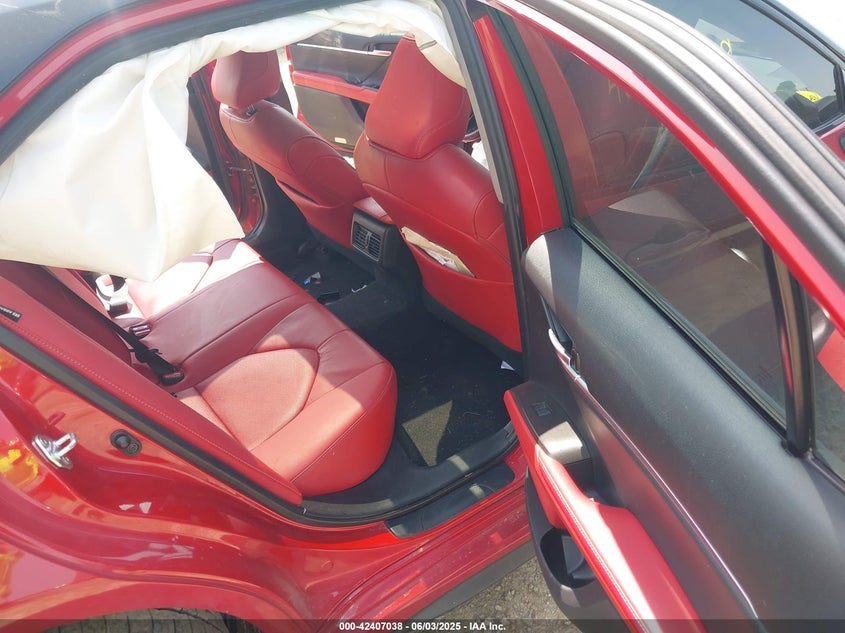 2021 TOYOTA CAMRY VIN: 4T1K61BK9MU031558