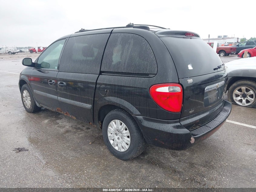 2006 Chrysler Town & Country black van gasoline 1A4GP45R96B516518 photo #4