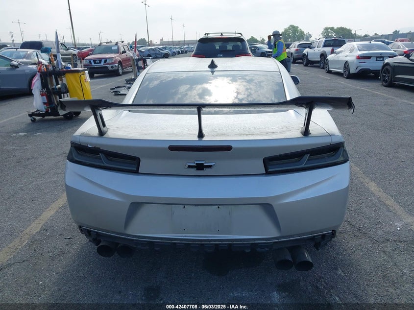 2016 CHEVROLET CAMARO VIN: 1G1FB1RX6G0157609