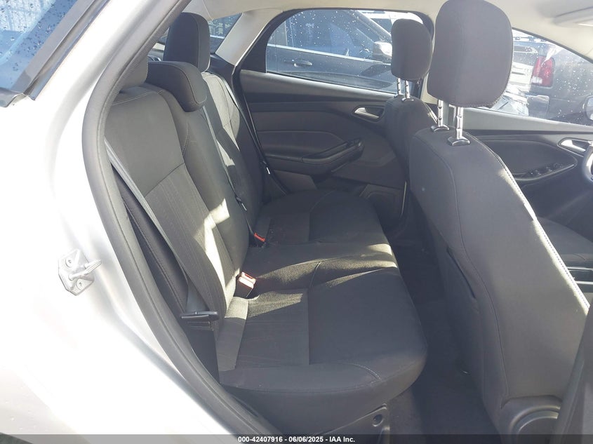 2016 FORD FOCUS SE - 1FADP3F20GL395187