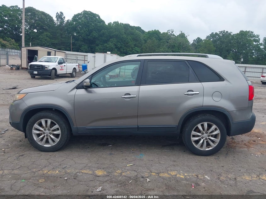 2011 Kia Sorento Lx V6 VIN: 5XYKT4A21BG096516 Lot: 42408142