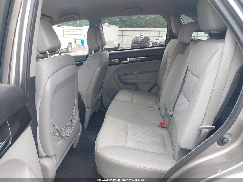 2011 Kia Sorento Lx V6 VIN: 5XYKT4A21BG096516 Lot: 42408142