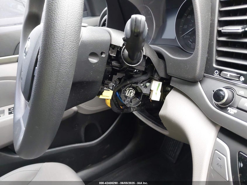 2018 HYUNDAI ELANTRA SEL - 5NPD84LF6JH357091