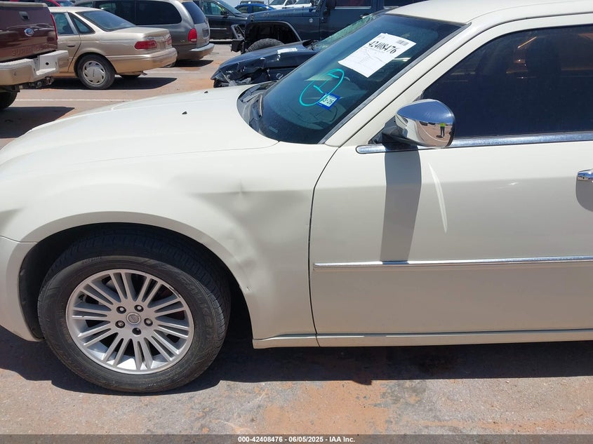 2010 CHRYSLER 300 VIN: 2C3CA4CD2AH173892