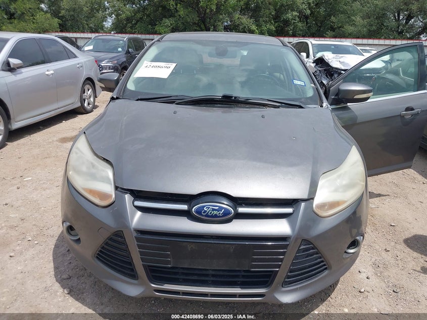 2012 FORD FOCUS VIN: 1FAHP3M24CL454188