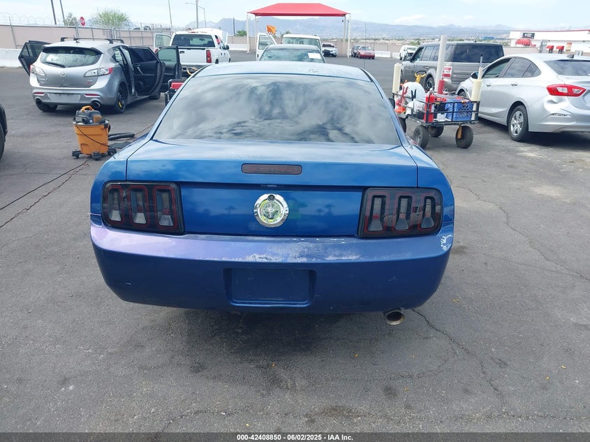2007 FORD MUSTANG VIN: 1ZVFT80N975241366