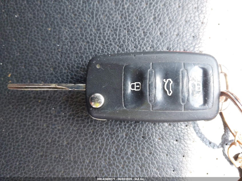 2014 VOLKSWAGEN JETTA 1.8T SE - 3VWD17AJ2EM227724