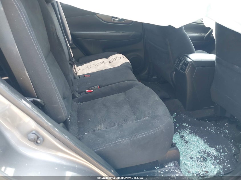 2016 NISSAN ROGUE S - JN8AT2MV3GW147485