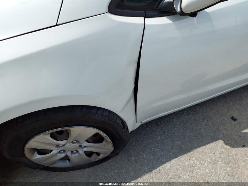 2016 KIA FORTE VIN: KNAFX4A64G5542177