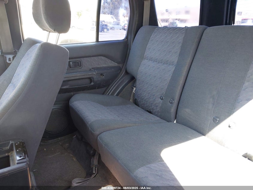 1998 Nissan Pathfinder Le/Se/Xe VIN: JN8AR05Y7WW267624 Lot: 42409724