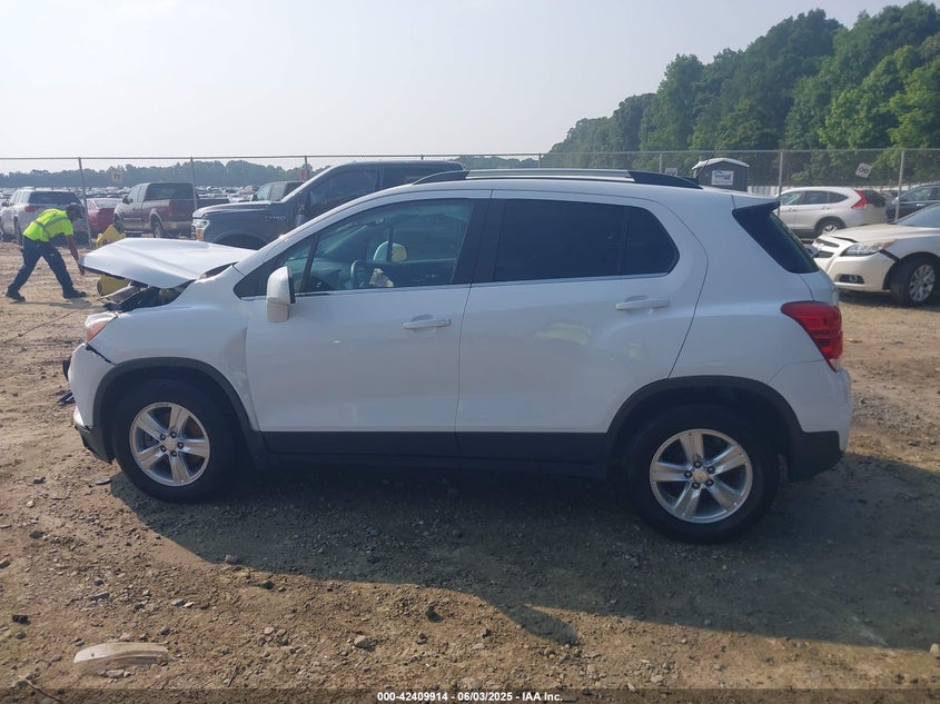 2017 CHEVROLET TRAX LT - 3GNCJLSB4HL206177