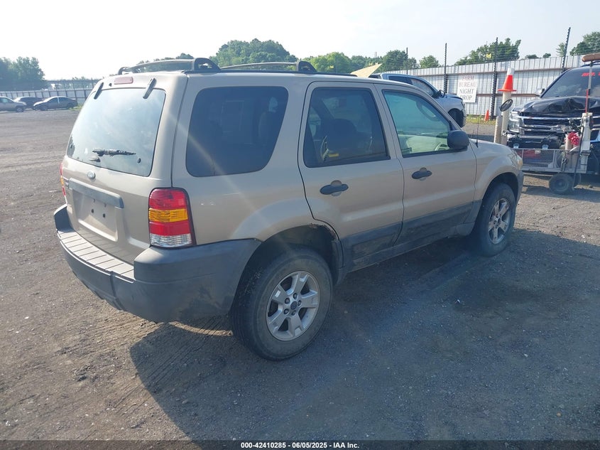 2007 FORD ESCAPE VIN: 1FMYU03ZX7KB86836
