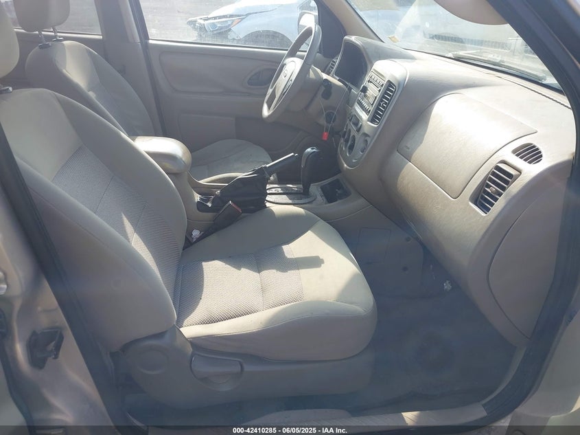 2007 FORD ESCAPE VIN: 1FMYU03ZX7KB86836