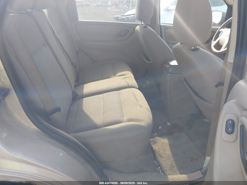 2007 FORD ESCAPE VIN: 1FMYU03ZX7KB86836