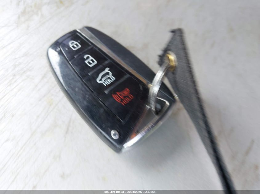 2016 Hyundai Santa Fe Sport 2.0L Turbo VIN: 5XYZWDLA2GG310074 Lot: 42410423