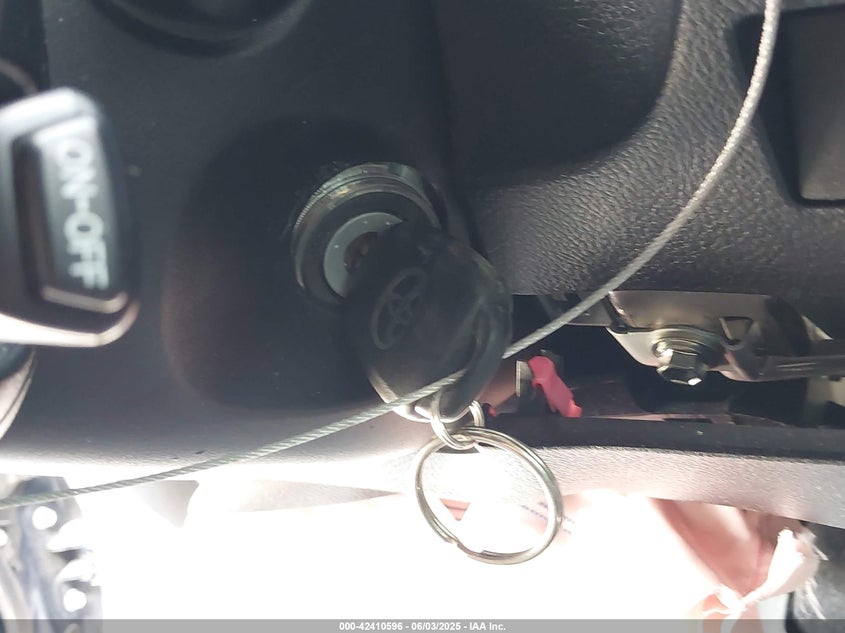 2020 TOYOTA 4RUNNER SR5 - JTEZU5JRXL5220237