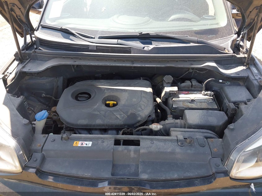 2015 KIA SOUL VIN: KNDJP3A54F7773016