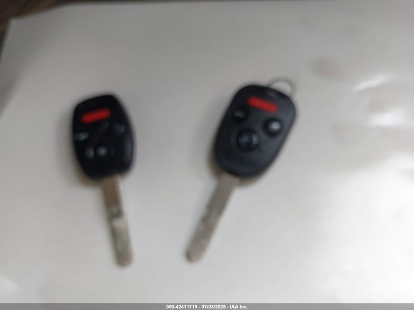 2007 HONDA CIVIC VIN: 1HGFA16837L000028