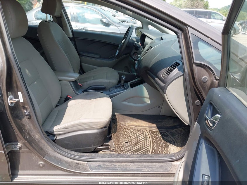 2015 KIA FORTE LX - KNAFX4A62F5343952