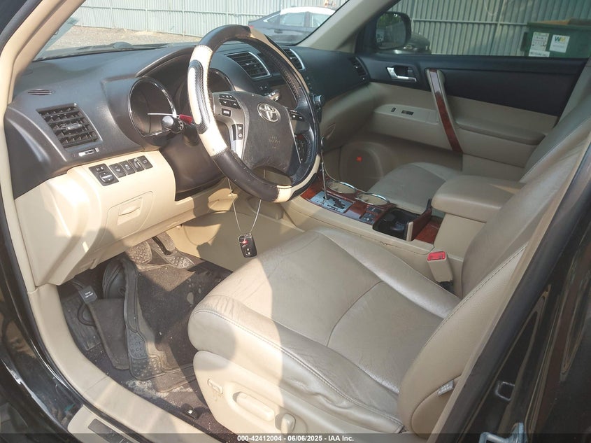 2011 TOYOTA HIGHLANDER VIN: 5TDDK3EH5BS087809