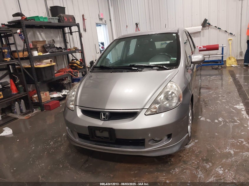 2007 HONDA FIT VIN: JHMGD37677S024047