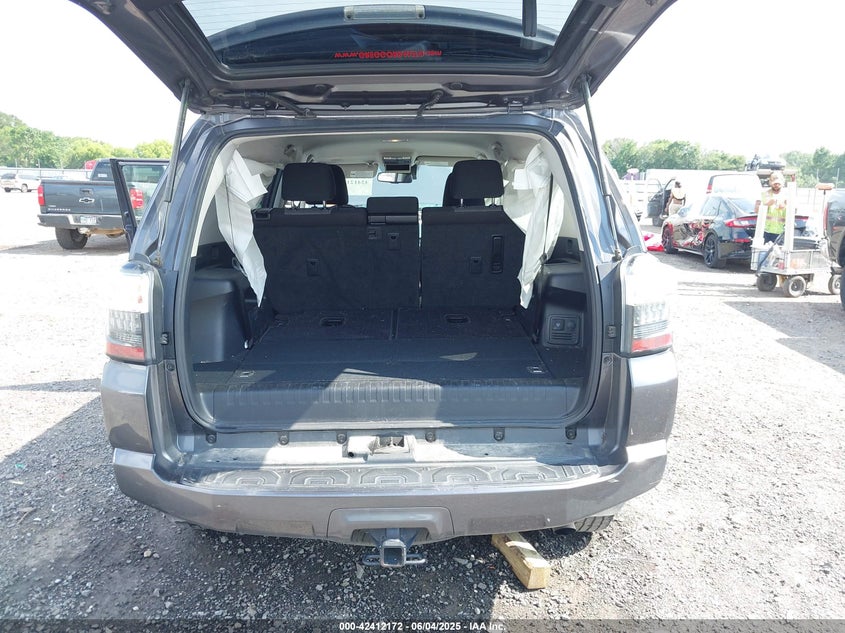 VIN JTEMU5JR4N6003161 2022 TOYOTA 4RUNNER SR5