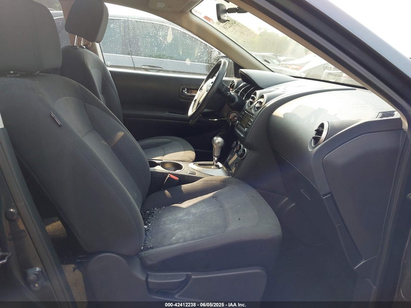 2013 NISSAN ROGUE S - JN8AS5MVXDW660829