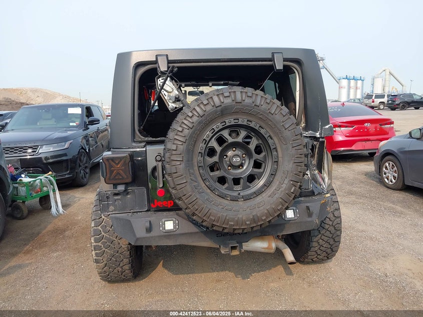 2015 JEEP WRANGLER UNLIMITED SPORT - 1C4BJWDG1FL519307